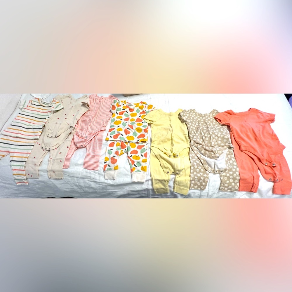 7 pairs of Old Navy Pajamas